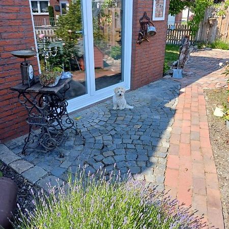Lotta'S Ferienhaeuschen Lejlighed Emden Eksteriør billede